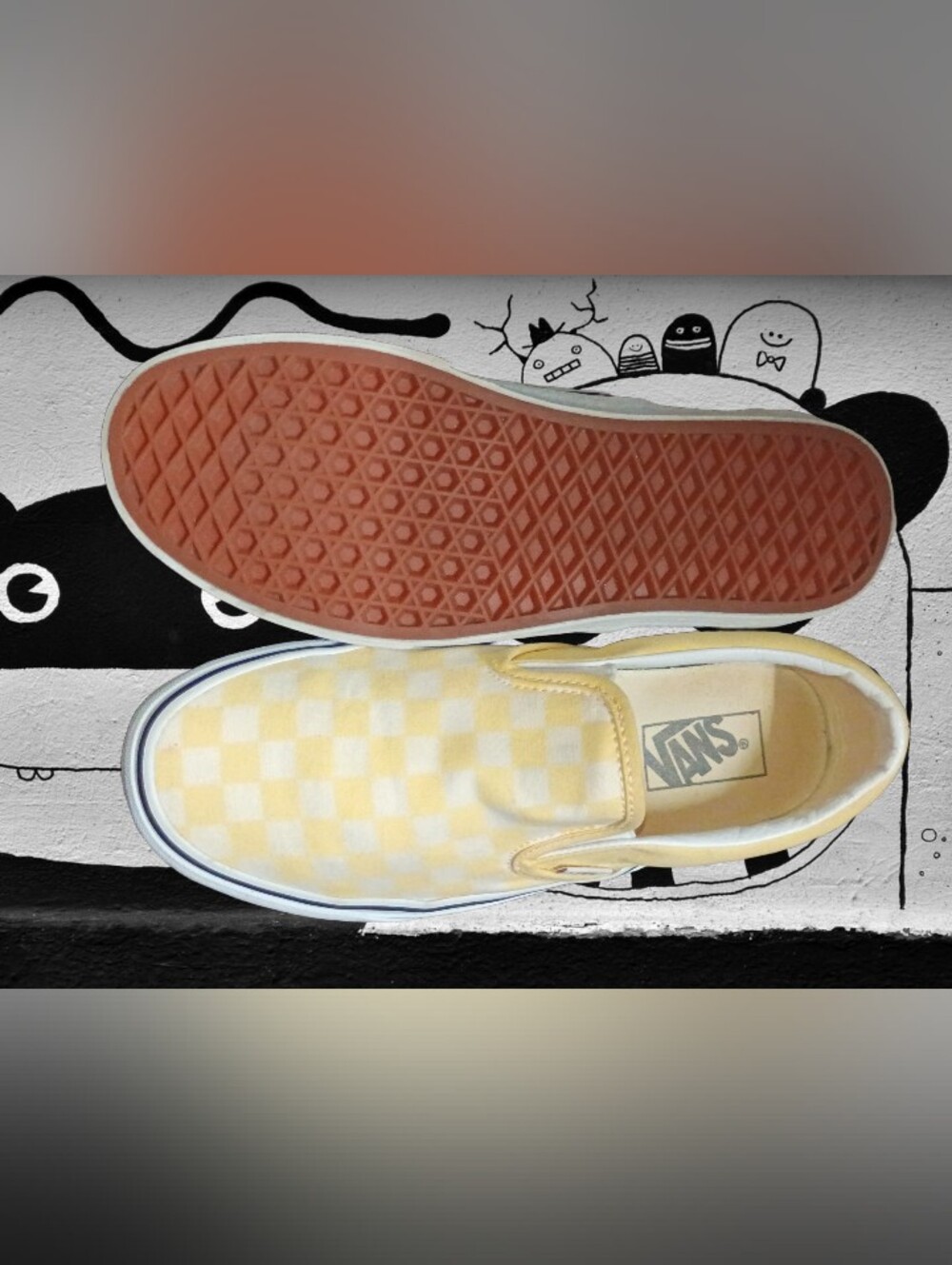 🌞 Sunshine on the Go: Yellow and White Checkered Vans in Size 8.5 🌊☀️ - Picture 3 of 7